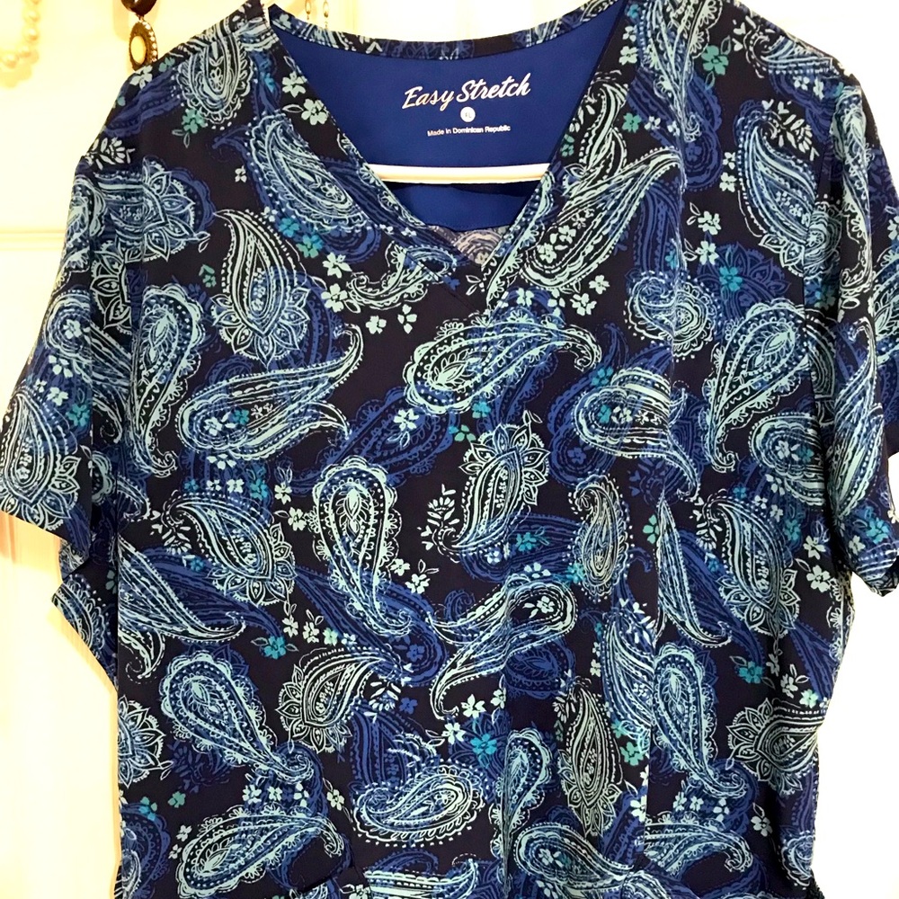 Paisley Scrub Top